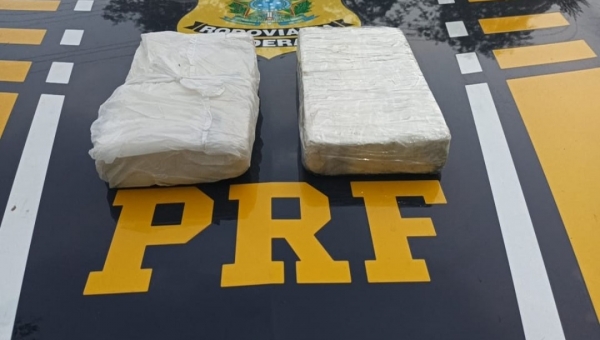 Ação integrada das Polícias prende traficante com dois quilos de cocaína na BR-364